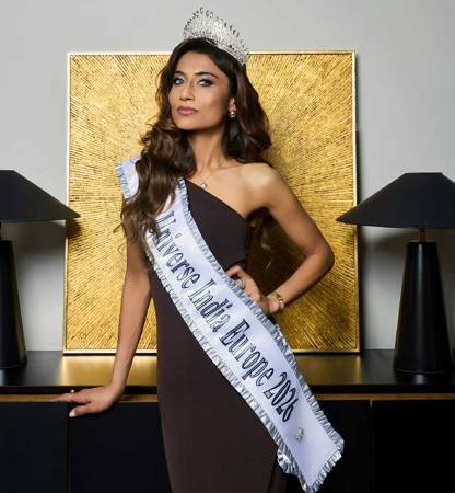 Akanksha Neha - Mrs Poland International (1)